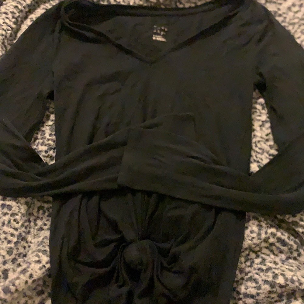 a new day black long sleeve v neck with tie. size xs